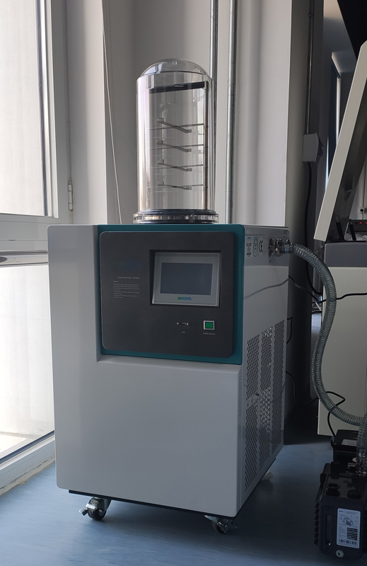 农科院作物科学研究所采购MK体育直播app官方版
FD-1A-80+冻干机01